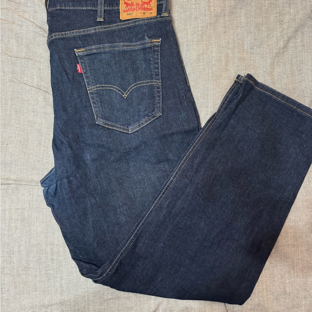 Levi's Blue Straight Jeans Classic Fit 541
